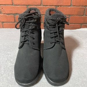TOE WARMERS TREK ankle lace up boot MADE IN‎ CANADA 8M